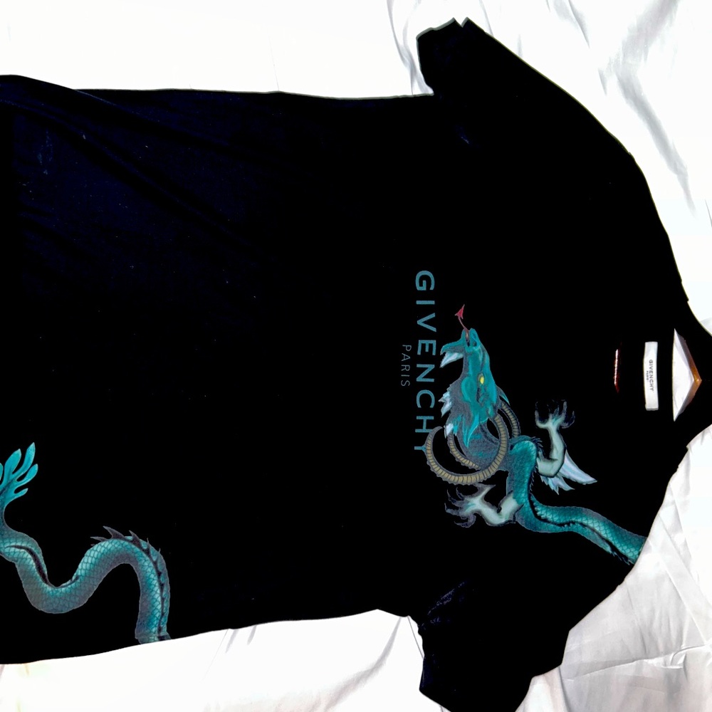 GIVENCHY DRAGON T SHIRT